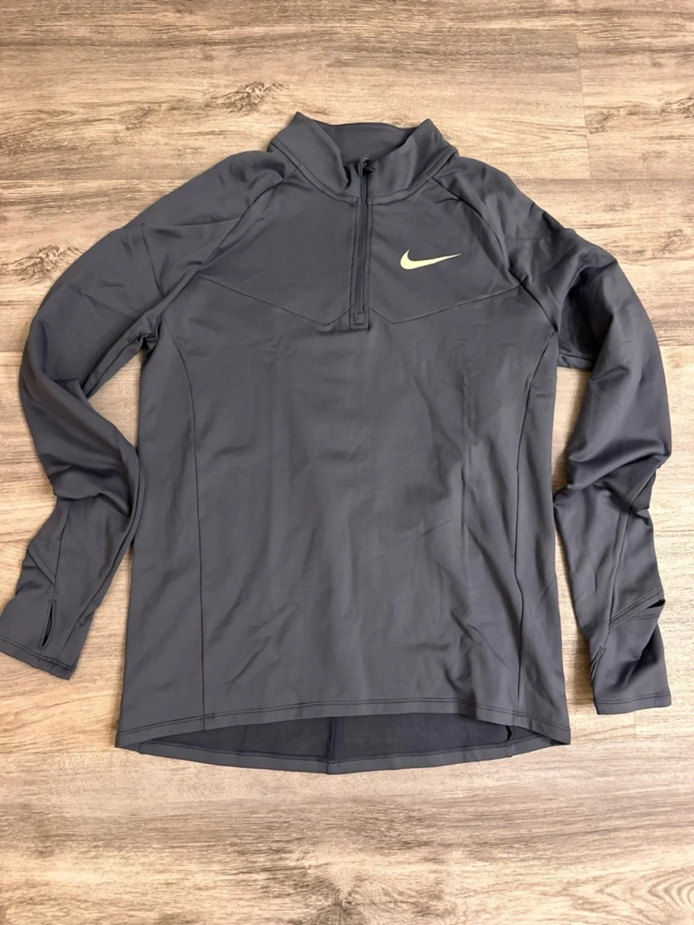 Nike Dri-FIT Gray Quarter Zip Pullover Women’s Medium Athletic Top